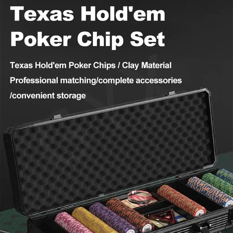 Set de poker profesional con fichas de arcilla